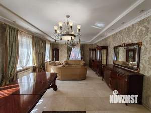 Коттедж 446м², 2-этажный, участок 10 сот.