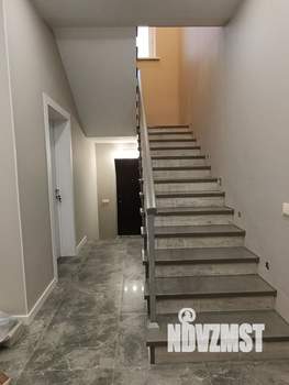 Коттедж 287м², 2-этажный, участок 12 сот.