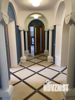 Дом 450м², 3-этажный, участок 8 сот.