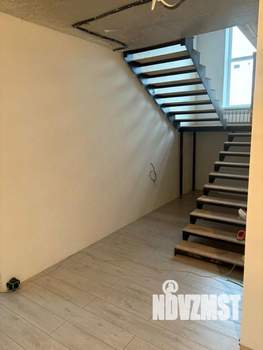 Дом 344м², 3-этажный, участок 8 сот.