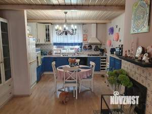 Дом 200м², 2-этажный, участок 15 сот.