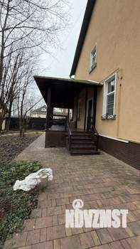 Дом 456м², 3-этажный, участок 17 сот.