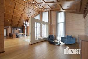 Дом 1000м², 2-этажный, участок 100 сот.