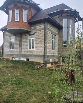 Дом 200м², 2-этажный, участок 7 сот.