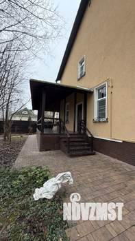 Дом 456м², 3-этажный, участок 17 сот.