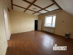 Дом 226м², 2-этажный, участок 10 сот.