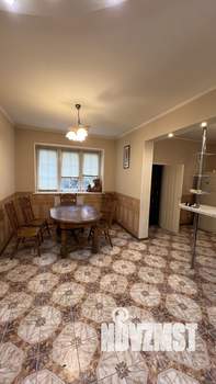 Дом 499м², 3-этажный, участок 12 сот.