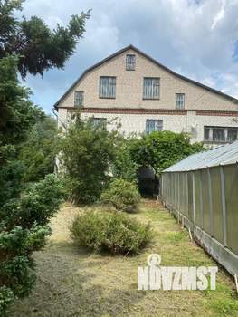 Дом 326м², 3-этажный, участок 13 сот.