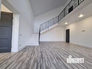 Дом 130м², 2-этажный, участок 10 сот.