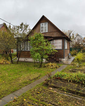 Дом 80м², 2-этажный, участок 6 сот.