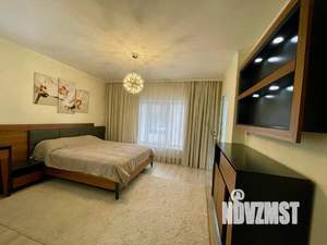 Коттедж 205м², 2-этажный, участок 10 сот.