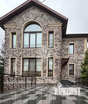 Коттедж 460м², 3-этажный, участок 50 сот.