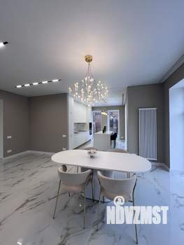 Коттедж 232м², 2-этажный, участок 6 сот.