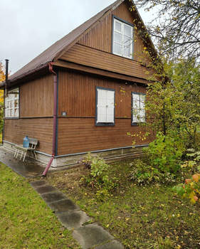 Дом 80м², 2-этажный, участок 6 сот.