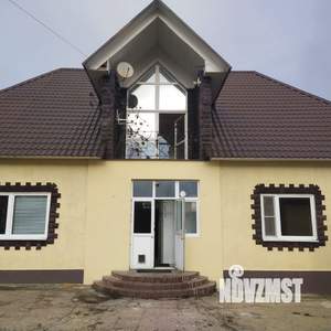 Дом 226м², 2-этажный, участок 10 сот.