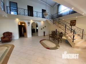 Коттедж 415м², 3-этажный, участок 8 сот.