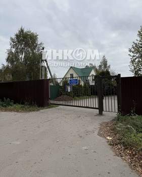 Дом 203м², 3-этажный, участок 10 сот.