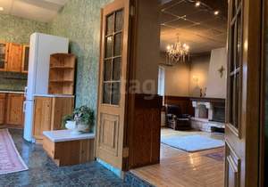 Дом 200м², 3-этажный, участок 9 сот.