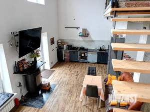 Дом 146м², 2-этажный, участок 9 сот.