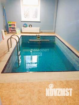 Коттедж 640м², 3-этажный, участок 18 сот.