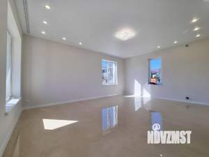 Коттедж 170м², 2-этажный, участок 10 сот.