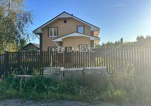 Дом 161м², 2-этажный, участок 8 сот.