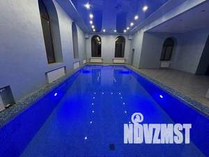 Дом 1100м², 3-этажный, посуточно, 