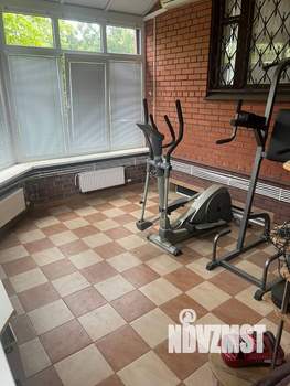 Дом 250м², 3-этажный, на длительный срок, 
