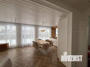 Дом 170м&sup2;, 2-этажный, посуточно, 