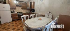 Дом 300м², 2-этажный, на длительный срок, 