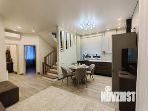 Дом 160м², 2-этажный, на длительный срок, 