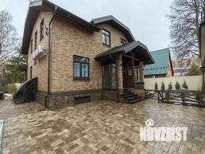 Дом 160м², 2-этажный, на длительный срок, 