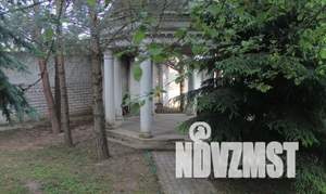 Дом 250м&sup2;, 2-этажный, посуточно, 