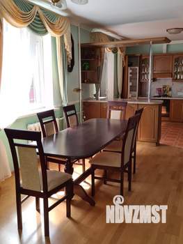 Дом 312м², 3-этажный, на длительный срок, 