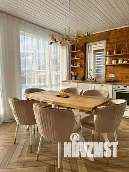 Дом 170м&sup2;, 2-этажный, посуточно, 