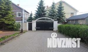 Дом 250м&sup2;, 2-этажный, посуточно, 