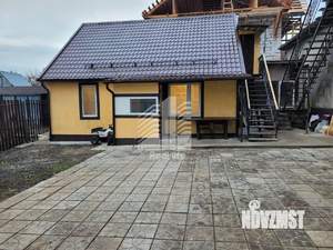 Дом 220м&sup2;, 2-этажный, на длительный срок, 