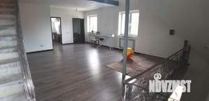 Дом 448м&sup2;, 3-этажный, на длительный срок, 