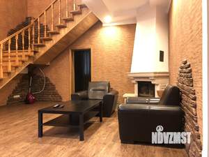 Дом 270м², 2-этажный, на длительный срок, 
