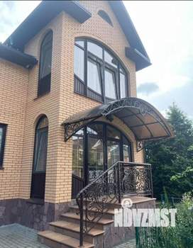 Дом 240м&sup2;, 3-этажный, на длительный срок, 