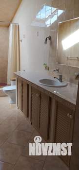 Дом 220м², 2-этажный, на длительный срок, 