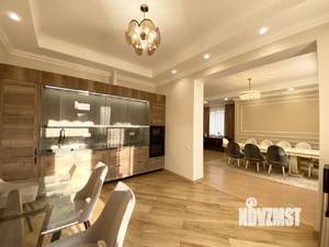 Дом 360м², 3-этажный, на длительный срок, 