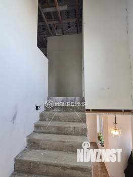 Коттедж 230м², 3-этажный, на длительный срок, 