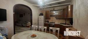 Дом 300м², 2-этажный, на длительный срок, 