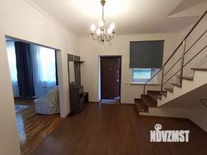 Таунхаус 130м², 2-этажный, на длительный срок, 