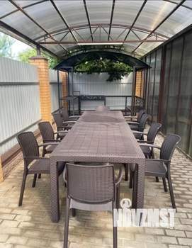 Дом 240м&sup2;, 3-этажный, на длительный срок, 