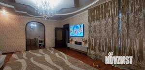 Дом 300м², 2-этажный, на длительный срок, 