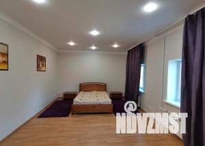 Коттедж 385м², 3-этажный, на длительный срок, 