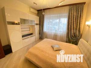 Дом 250м², 3-этажный, на длительный срок, 