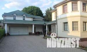 Дом 250м&sup2;, 2-этажный, посуточно, 